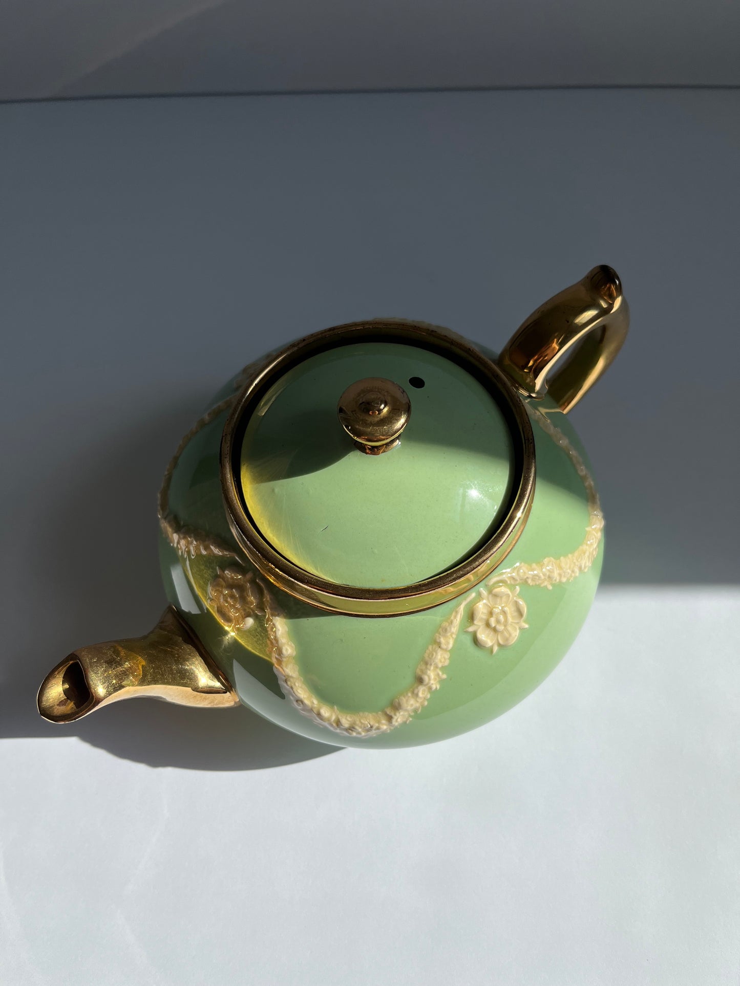 Gibson Staffordshire Teapot