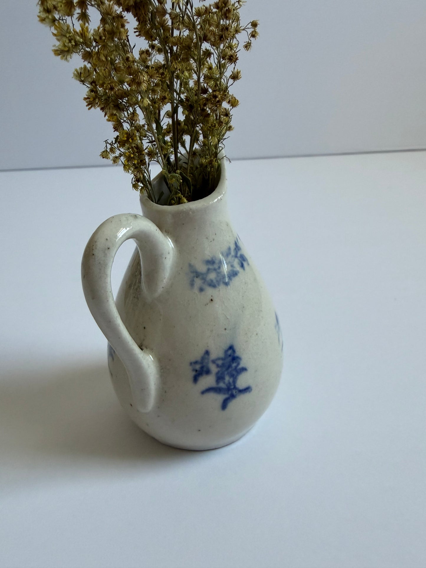Saint-Uze Pitcher