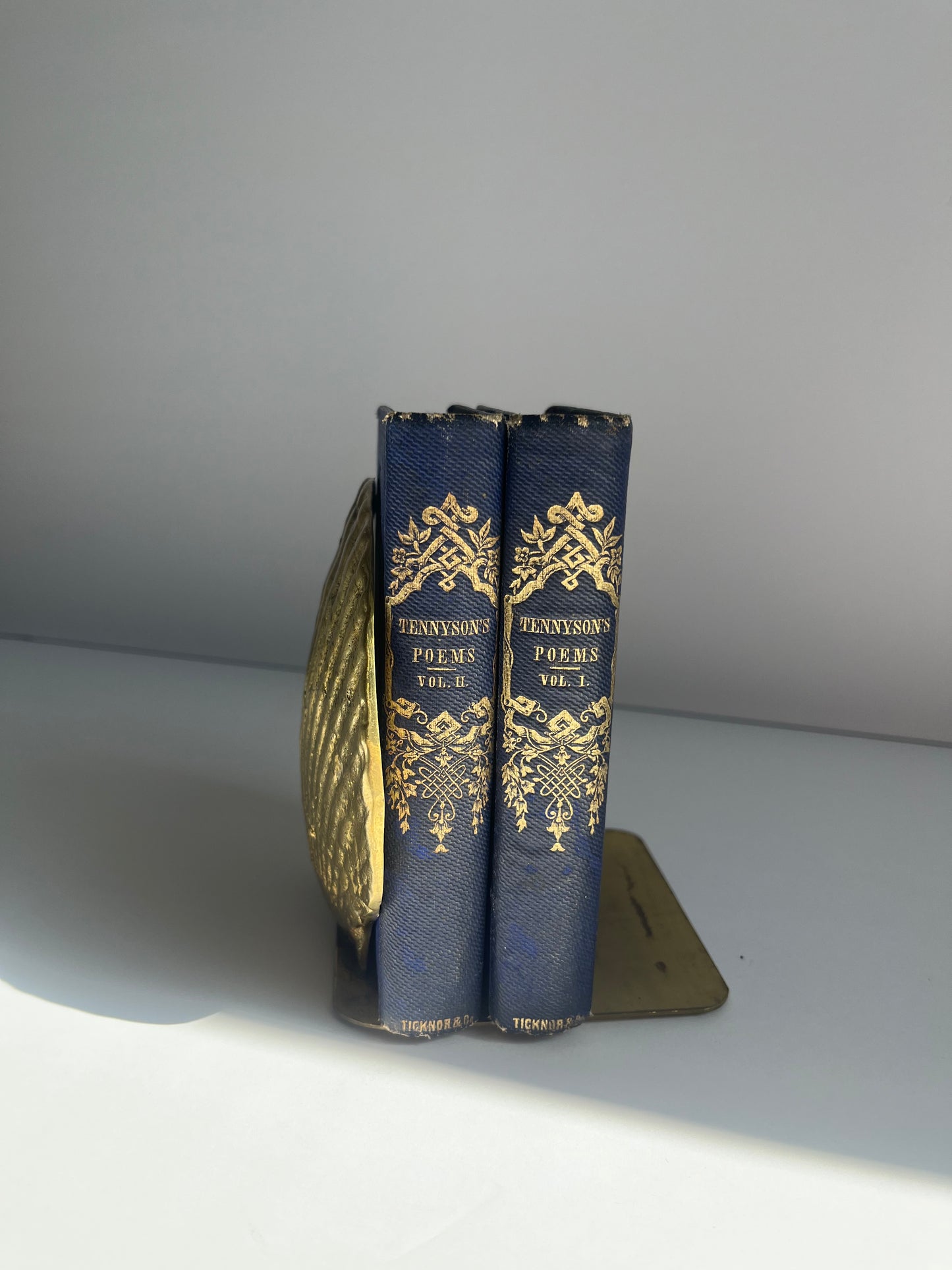 Scalloped Shell Brass Bookend