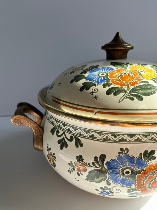 Vintage Asta Floral Pot | Dutch Oven