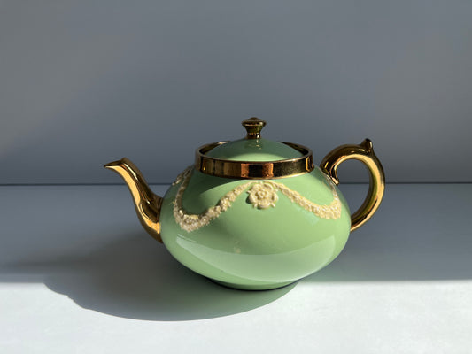 Gibson Staffordshire Teapot