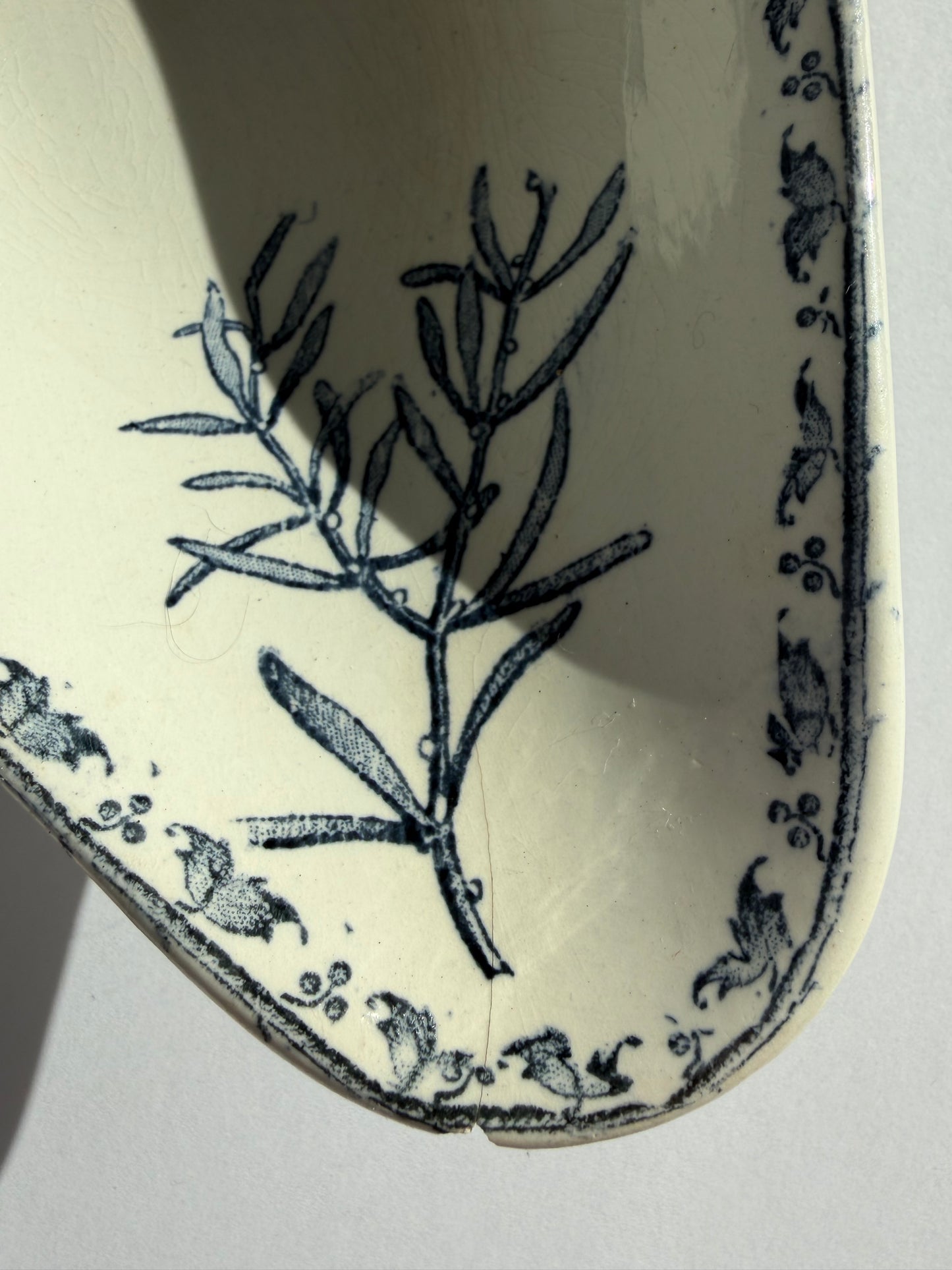 Antique French Ravier