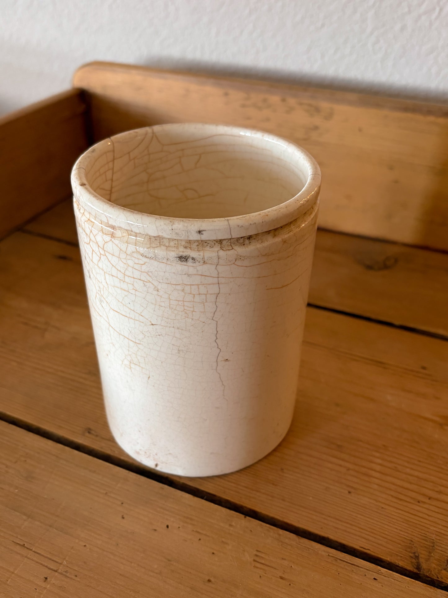 Crazed Jam Pot